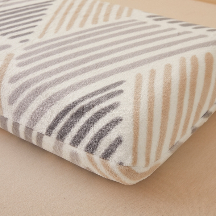 91家纺网 家纺一手货源 找家纺 翎盈家纺 2025新款牛奶绒深睡枕专用枕套面包记忆枕枕头套 柏拉图灰