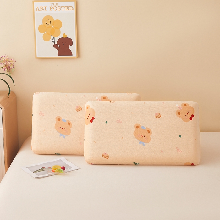 91家纺网 家纺一手货源 找家纺 翎盈家纺 2025新款牛奶绒深睡枕专用枕套面包记忆枕枕头套 黄油小熊