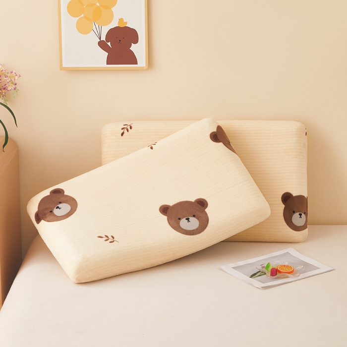 91家纺网 家纺一手货源 找家纺 翎盈家纺 2025新款牛奶绒深睡枕专用枕套面包记忆枕枕头套 开心小熊