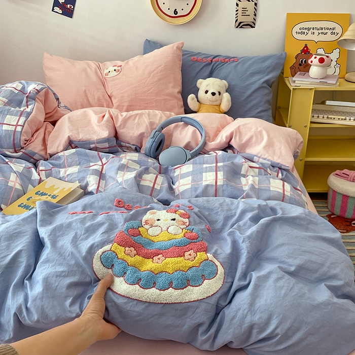 91家纺网 家纺一手货源 找家纺 彩韵家纺 2025新款水洗棉毛巾绣可爱猫咪系列 蛋糕凯蒂