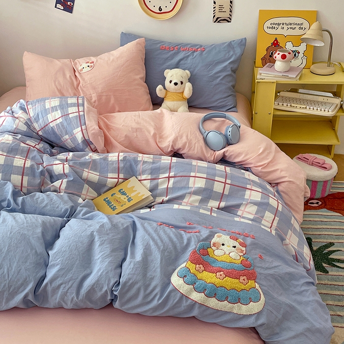 91家纺网 家纺一手货源 找家纺 彩韵家纺 2025新款水洗棉毛巾绣可爱猫咪系列 蛋糕凯蒂