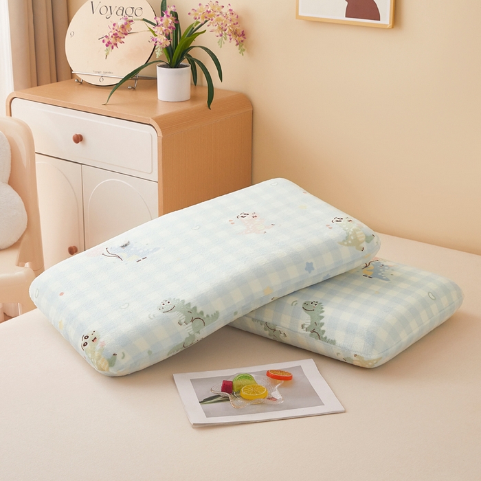 91家纺网 家纺一手货源 找家纺 翎盈家纺 2025新款牛奶绒深睡枕专用枕套面包记忆枕枕头套 恐龙乐园