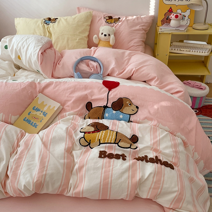 91家纺网 家纺一手货源 找家纺 彩韵家纺 2025新款水洗棉毛巾绣可爱猫咪系列 可爱腊肠狗