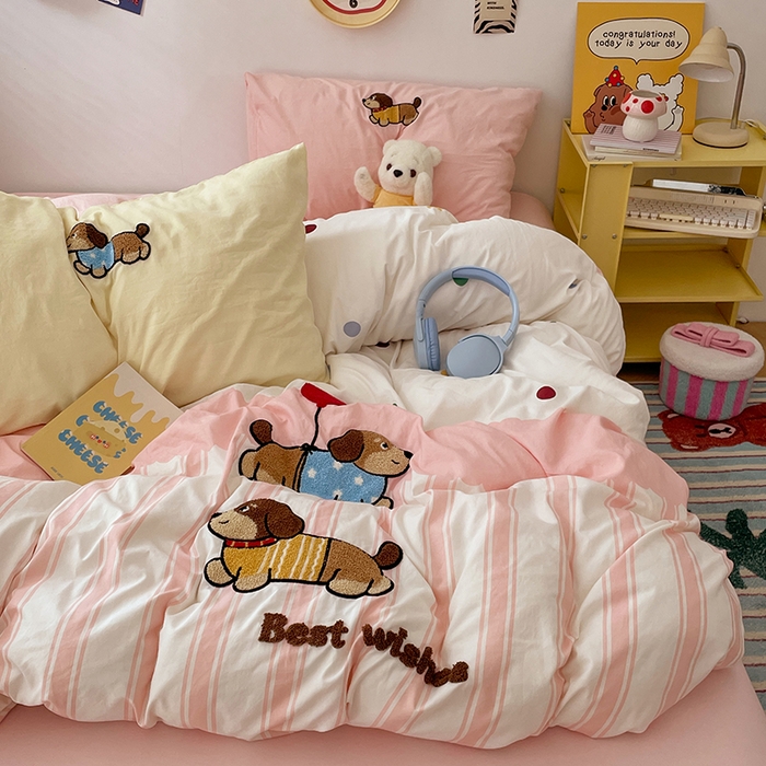 91家纺网 家纺一手货源 找家纺 彩韵家纺 2025新款水洗棉毛巾绣可爱猫咪系列 可爱腊肠狗