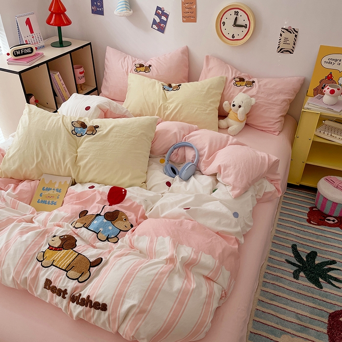 91家纺网 家纺一手货源 找家纺 彩韵家纺 2025新款水洗棉毛巾绣可爱猫咪系列 可爱腊肠狗