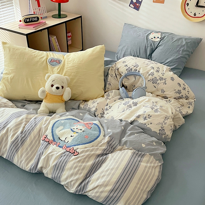 91家纺网 家纺一手货源 找家纺 彩韵家纺 2025新款水洗棉毛巾绣可爱猫咪系列 猫咪宝贝