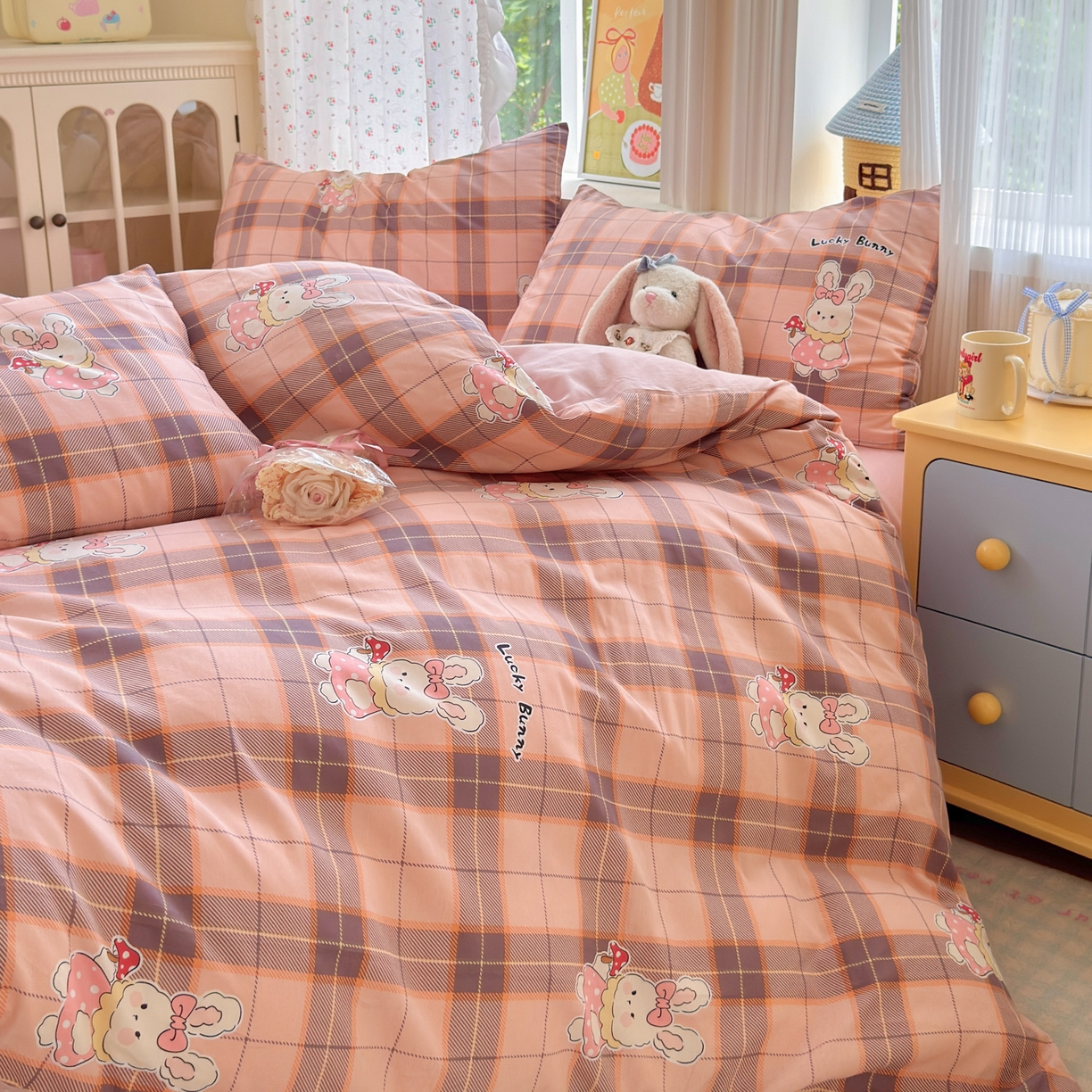 91家纺网 家纺一手货源 找家纺 清雅福 2026春夏新品全棉13070萌趣系列四件套 芮贝塔-粉格