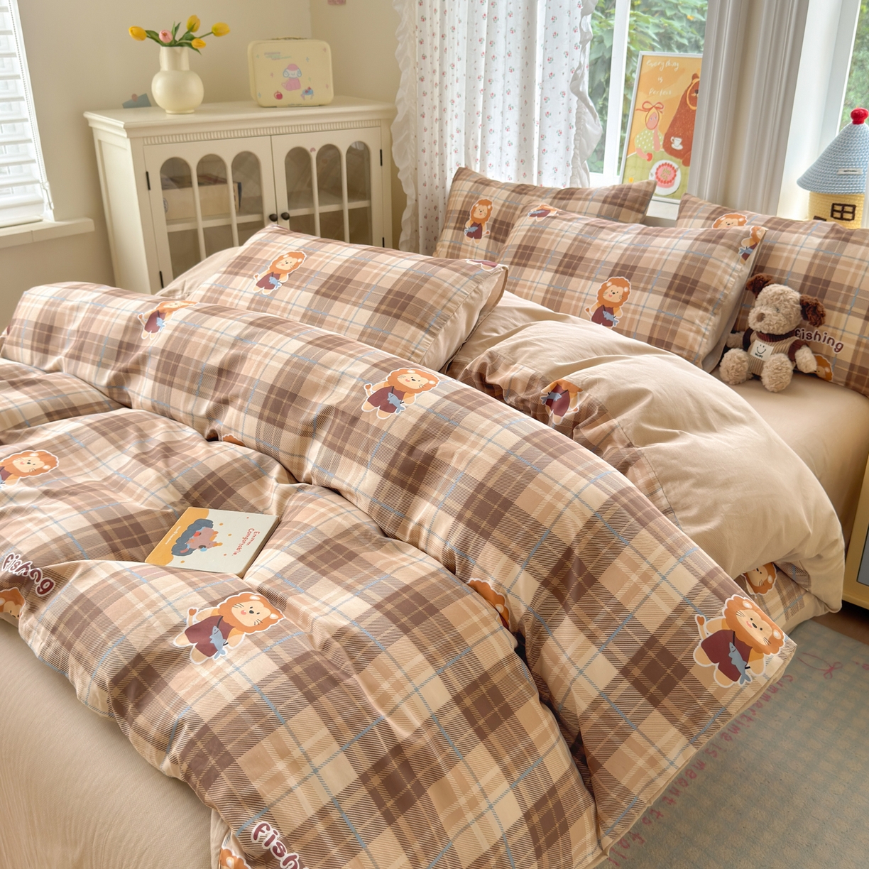 91家纺网 家纺一手货源 找家纺 清雅福 2026春夏新品全棉13070萌趣系列四件套 森林日记-咖格