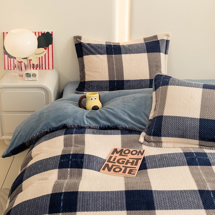 91家纺网 家纺一手货源 找家纺 倾慕家纺 2026新款立体菠萝格印花保暖单被套 罗马格