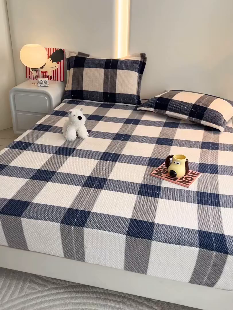 91家纺网 家纺一手货源 找家纺 倾慕家纺 2026新款立体菠萝格印花保暖床笠 罗马格