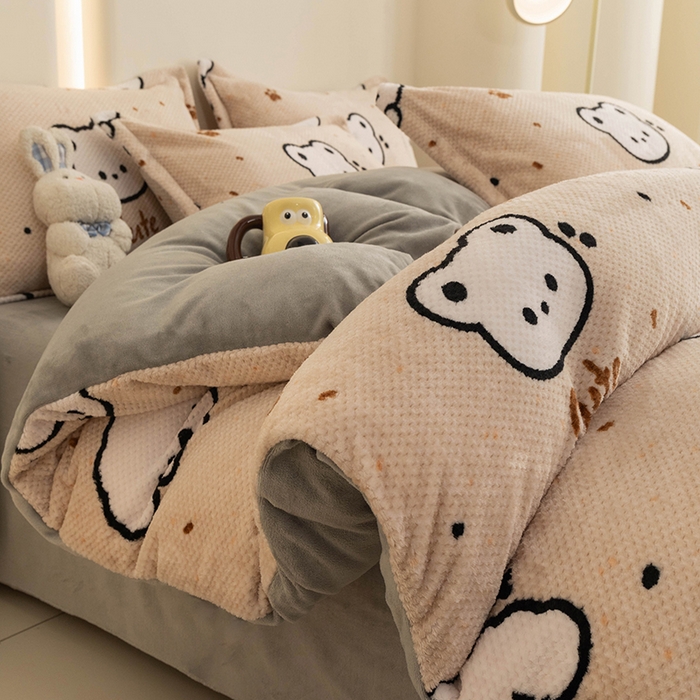 91家纺网 家纺一手货源 找家纺 倾慕家纺 2026新款立体菠萝格印花保暖单被套 米粒乐园