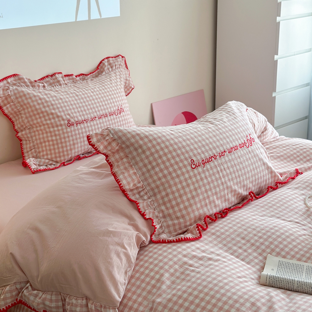 91家纺网 家纺一手货源 找家纺 琳可家居 2025新款全棉色织水洗棉刺绣款四件套-甜心系列 甜心-粉