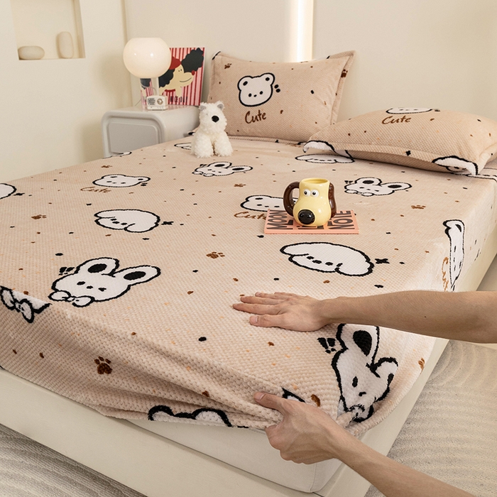 91家纺网 家纺一手货源 找家纺 倾慕家纺 2026新款立体菠萝格印花保暖床笠 米粒乐园