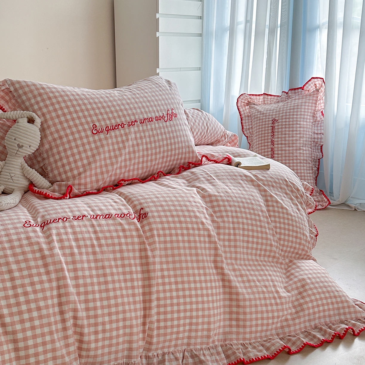 91家纺网 家纺一手货源 找家纺 琳可家居 2025新款全棉色织水洗棉刺绣款四件套-甜心系列 甜心-粉