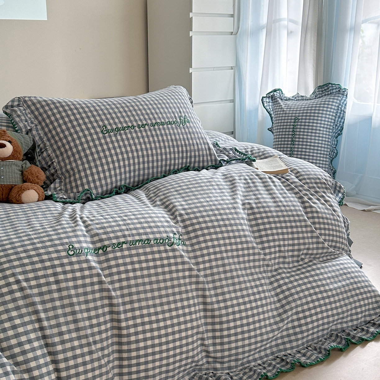 91家纺网 家纺一手货源 找家纺 琳可家居 2025新款全棉色织水洗棉刺绣款四件套-甜心系列 甜心-蓝