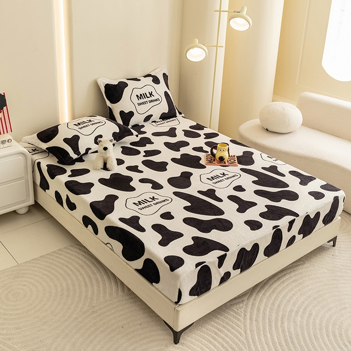 91家纺网 家纺一手货源 找家纺 倾慕家纺 2026新款立体菠萝格印花保暖床笠 奶牛咖啡