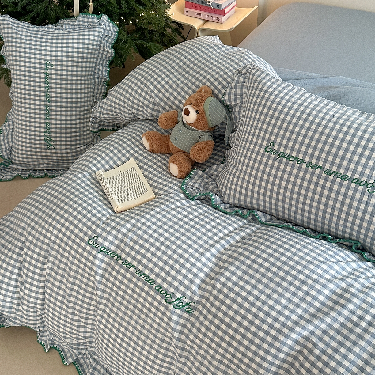 91家纺网 家纺一手货源 找家纺 琳可家居 2025新款全棉色织水洗棉刺绣款四件套-甜心系列 甜心-蓝