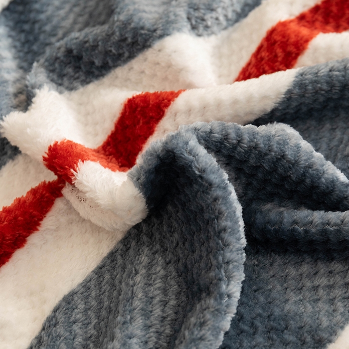 91家纺网 家纺一手货源 找家纺 倾慕家纺 2026新款立体菠萝格印花保暖床笠 英伦横条