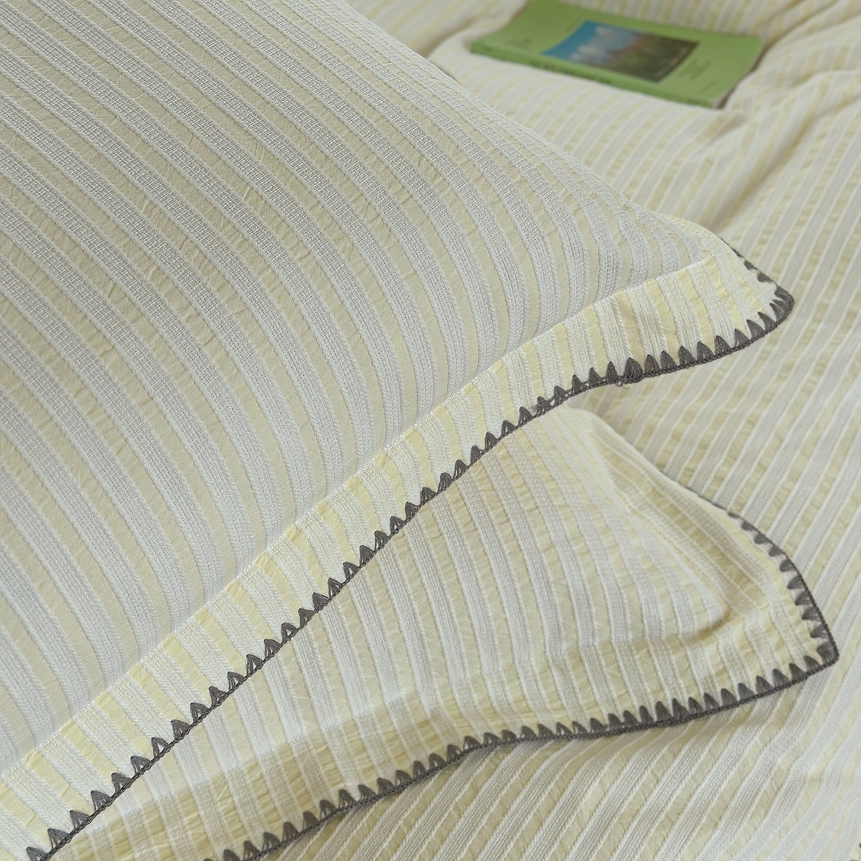 91家纺网 家纺一手货源 找家纺 琳可家居 2025新款色织全棉四件套-条纹系列 条纹-嫩杏黄