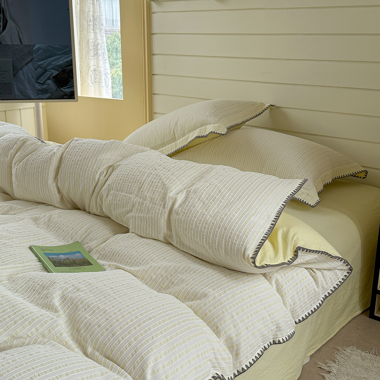 91家纺网 家纺一手货源 找家纺 琳可家居 2025新款色织全棉四件套-条纹系列 条纹-嫩杏黄