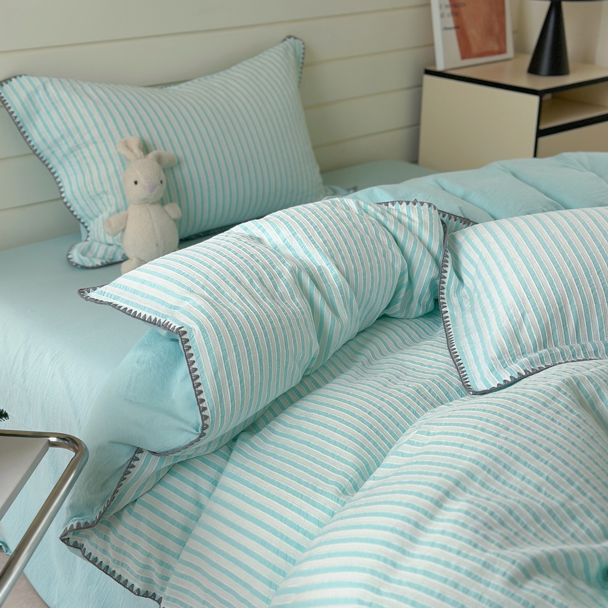 91家纺网 家纺一手货源 找家纺 琳可家居 2025新款色织全棉四件套-条纹系列 条纹-天青色
