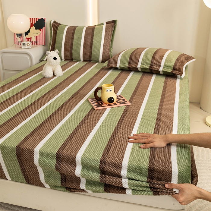 91家纺网 家纺一手货源 找家纺 倾慕家纺 2026新款立体菠萝格印花保暖床笠 自由绿