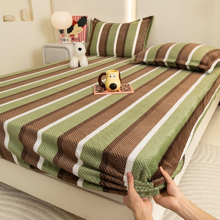 91家纺网 家纺一手货源 找家纺 倾慕家纺 2026新款立体菠萝格印花保暖床笠 自由绿