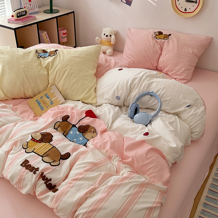 91家纺网 家纺一手货源 找家纺 卡迪熊家纺 2025新款水洗棉毛巾绣可爱猫咪系列 可爱腊肠狗