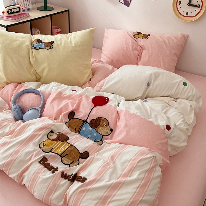 91家纺网 家纺一手货源 找家纺 卡迪熊家纺 2025新款水洗棉毛巾绣可爱猫咪系列 可爱腊肠狗