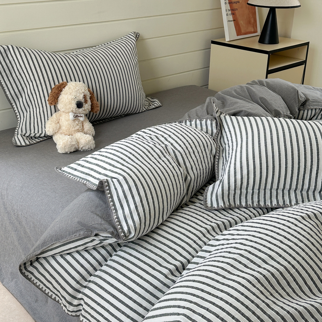 91家纺网 家纺一手货源 找家纺 琳可家居 2025新款色织全棉四件套-条纹系列 条纹-轻瓦灰