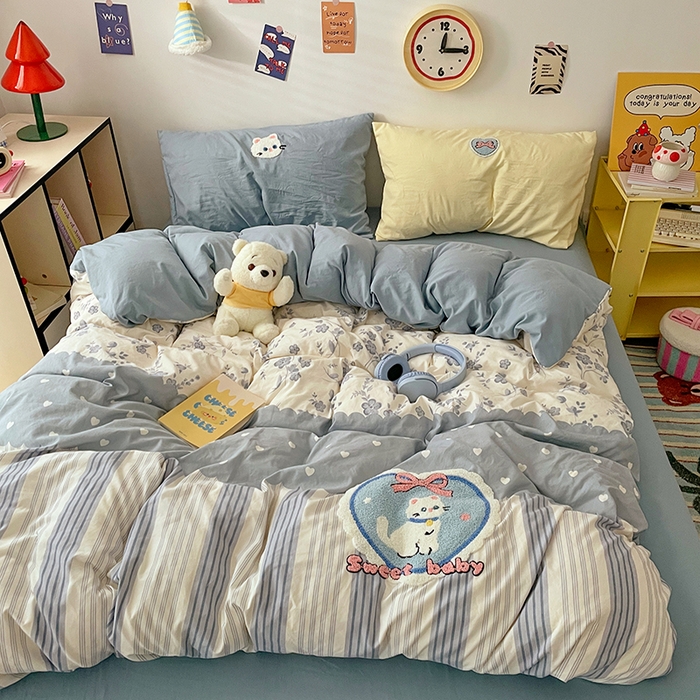 91家纺网 家纺一手货源 找家纺 卡迪熊家纺 2025新款水洗棉毛巾绣可爱猫咪系列 猫咪宝贝