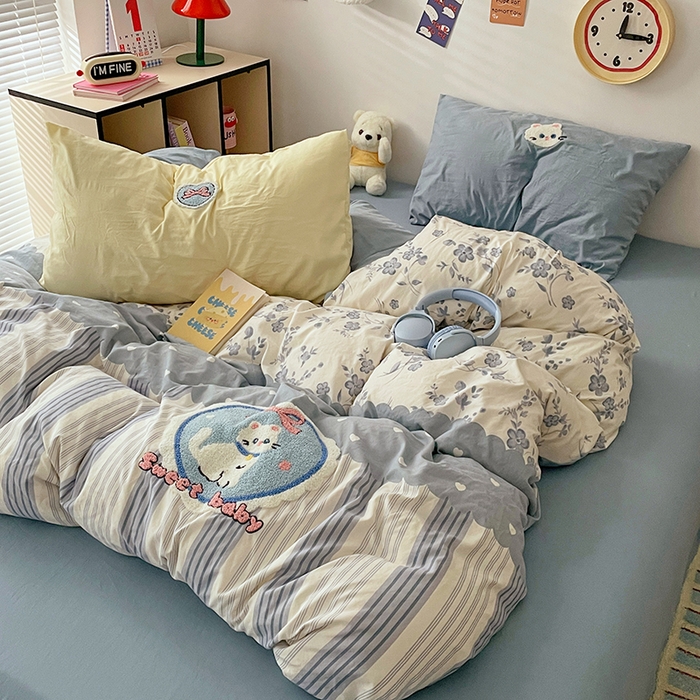 91家纺网 家纺一手货源 找家纺 卡迪熊家纺 2025新款水洗棉毛巾绣可爱猫咪系列 猫咪宝贝