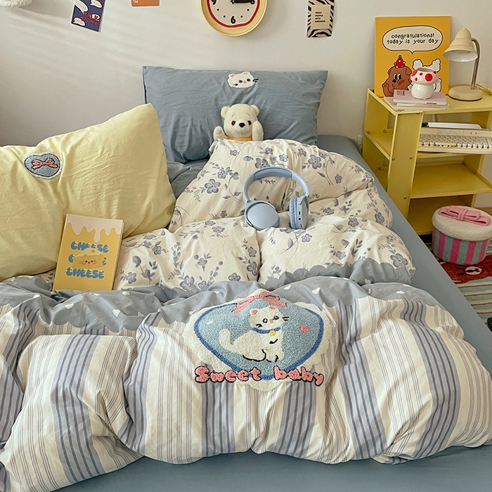 91家纺网 家纺一手货源 找家纺 卡迪熊家纺 2025新款水洗棉毛巾绣可爱猫咪系列 猫咪宝贝