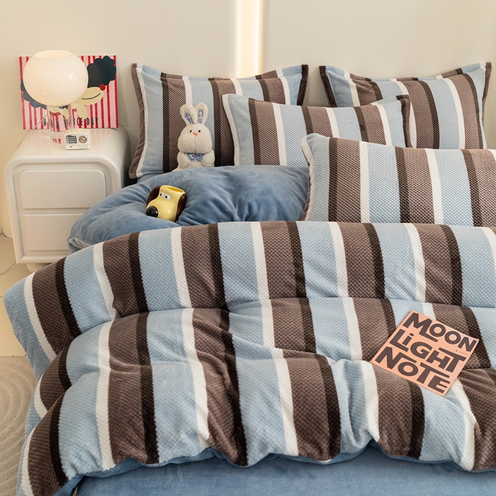 91家纺网 家纺一手货源 找家纺 倾慕家纺 2026新款立体菠萝格印花保暖单被套 自由蓝