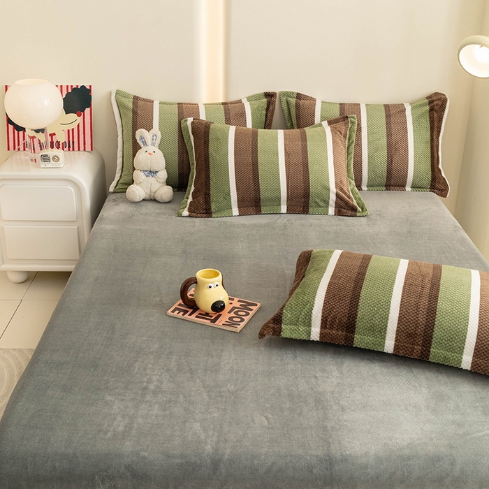 91家纺网 家纺一手货源 找家纺 倾慕家纺 2026新款立体菠萝格印花保暖单被套 自由绿