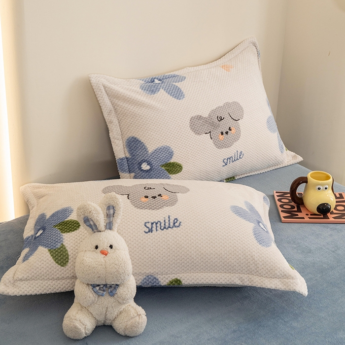 91家纺网 家纺一手货源 找家纺 倾慕家纺 2026新款立体菠萝格印花保暖四件套 考拉狗