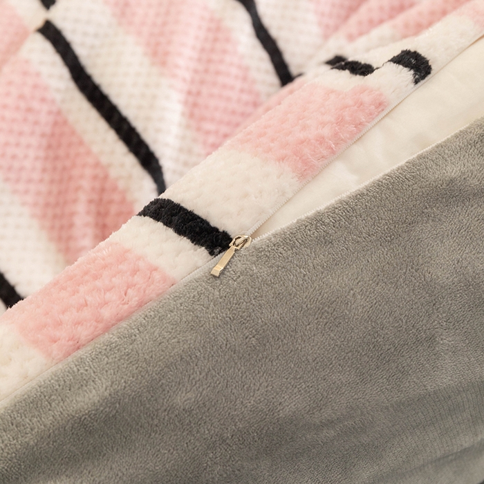 91家纺网 家纺一手货源 找家纺 倾慕家纺 2026新款立体菠萝格印花保暖四件套 挪威粉