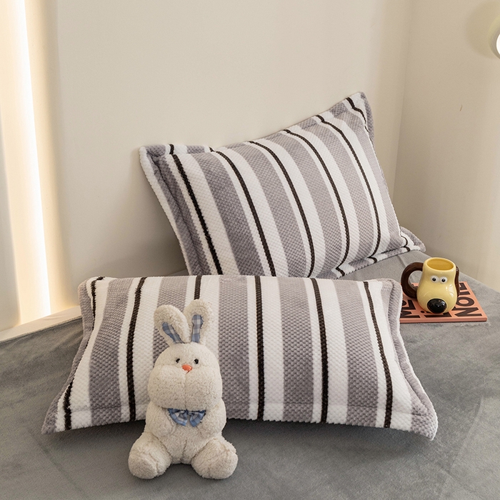 91家纺网 家纺一手货源 找家纺 倾慕家纺 2026新款立体菠萝格印花保暖四件套 挪威灰