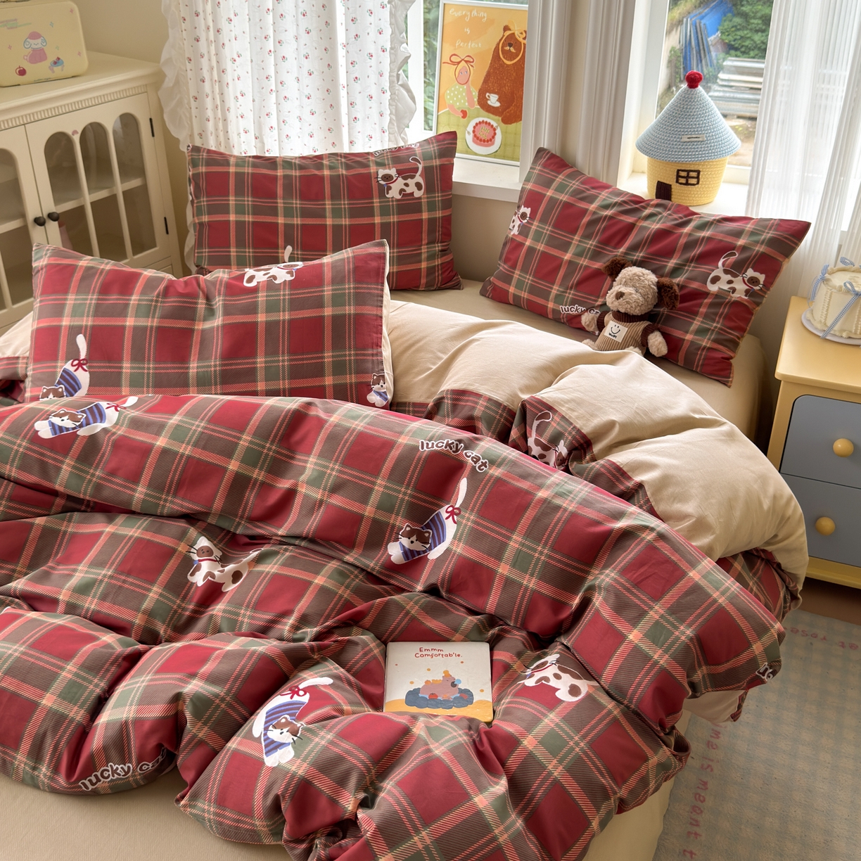 91家纺网 家纺一手货源 找家纺 清雅福 2026春夏新品全棉13070萌趣系列单被套 呆萌喵-圣诞格