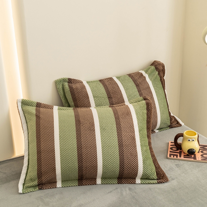 91家纺网 家纺一手货源 找家纺 倾慕家纺 2026新款立体菠萝格印花保暖四件套 自由绿