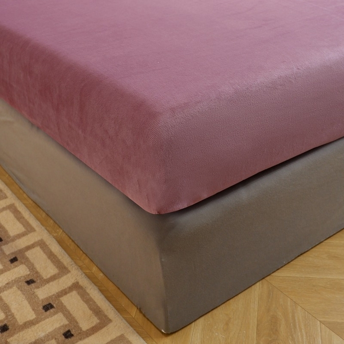 91家纺网 家纺一手货源 找家纺 啊雅家居 2026新款寒冬克星双面绒牛奶绒简约四件套 简豆沙