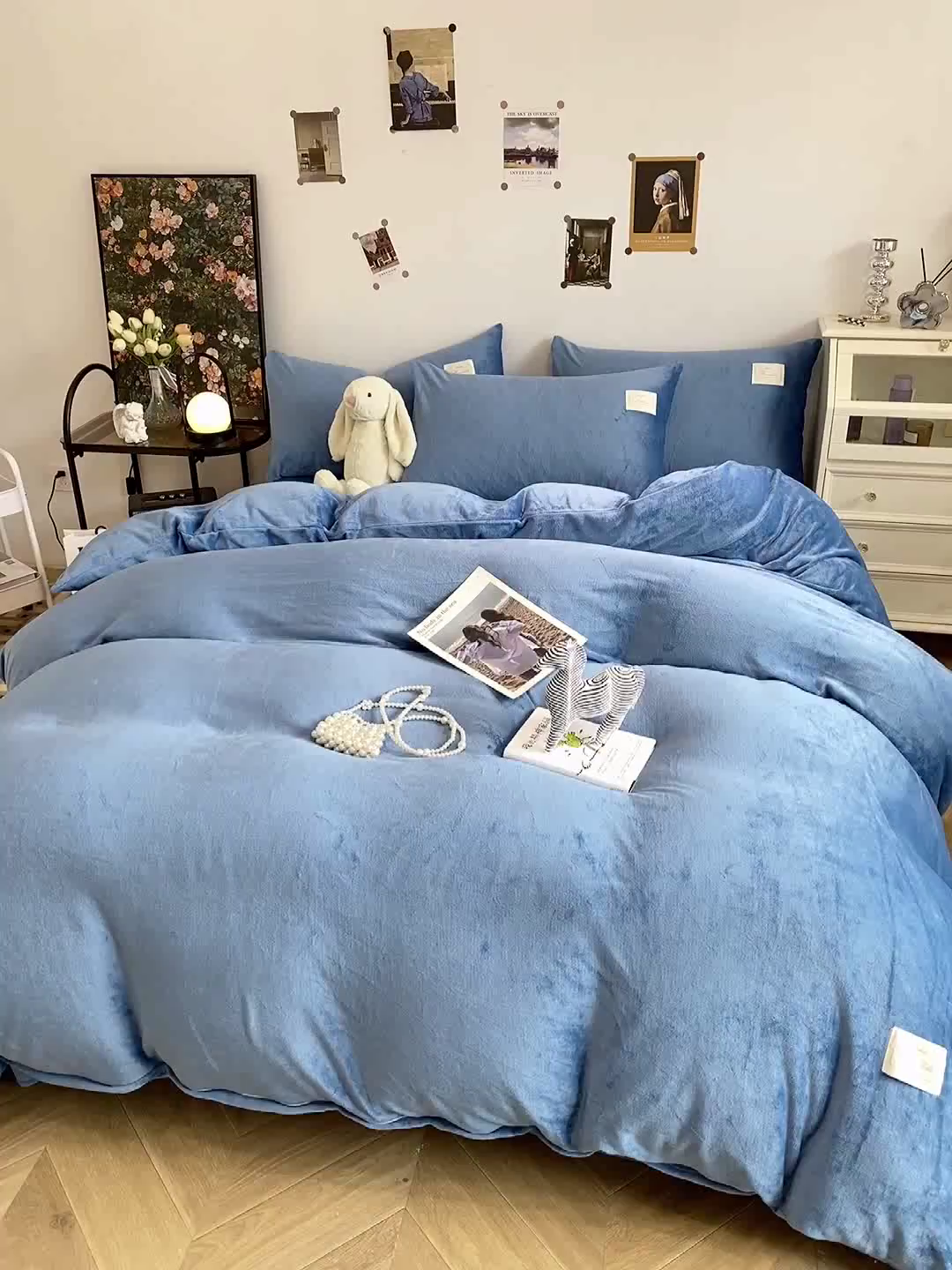 91家纺网 家纺一手货源 找家纺 啊雅家居 2026新款寒冬克星双面绒牛奶绒简约四件套 简蓝