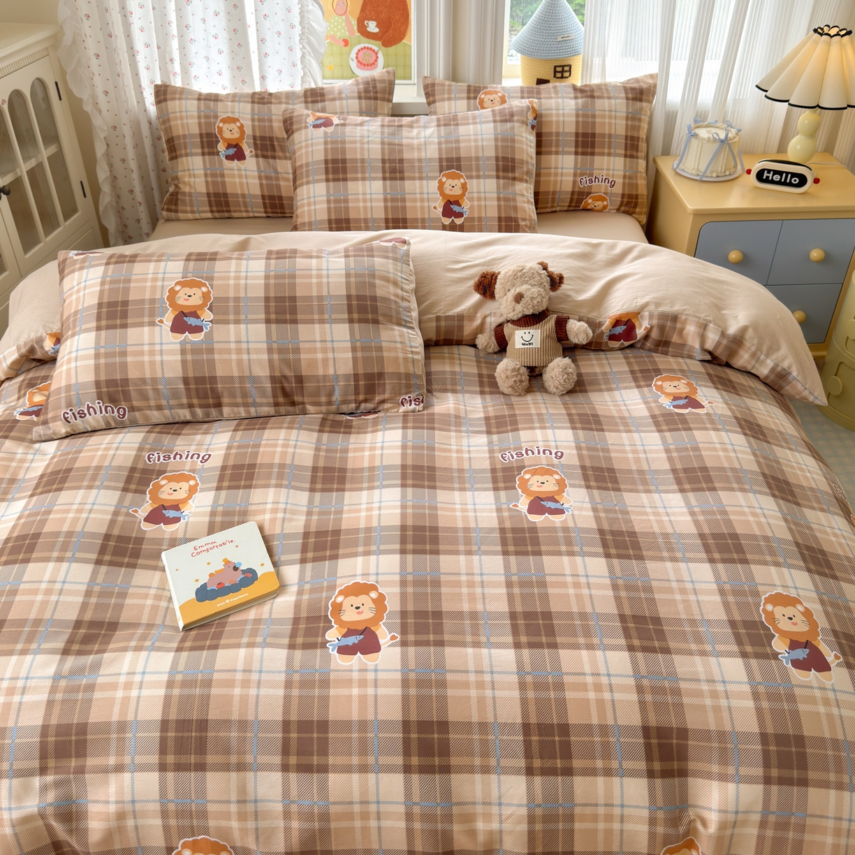 91家纺网 家纺一手货源 找家纺 清雅福 2026春夏新品全棉13070萌趣系列单枕套 森林日记-咖格