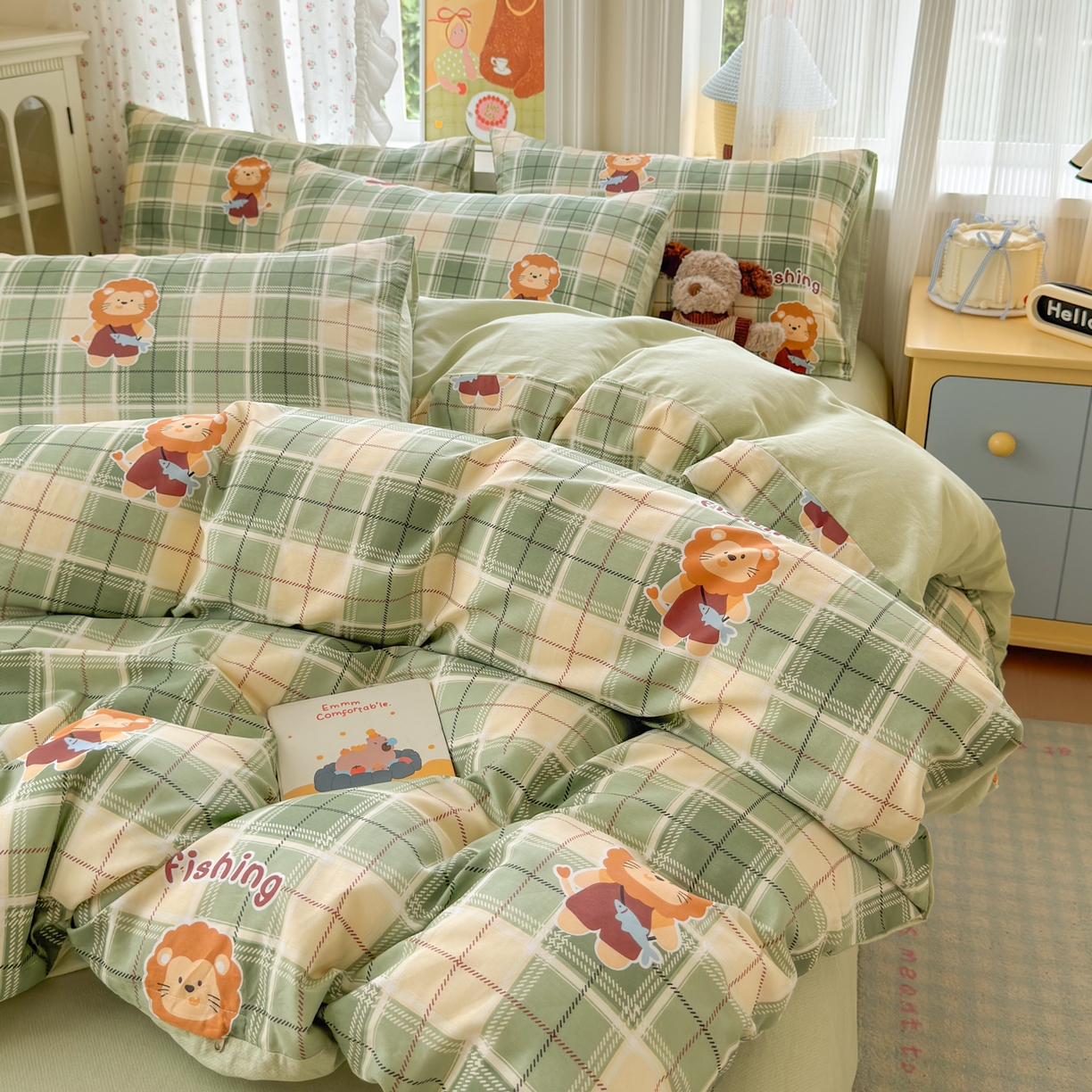 91家纺网 家纺一手货源 找家纺 清雅福 2026春夏新品全棉13070萌趣系列单枕套 森林日记-绿格