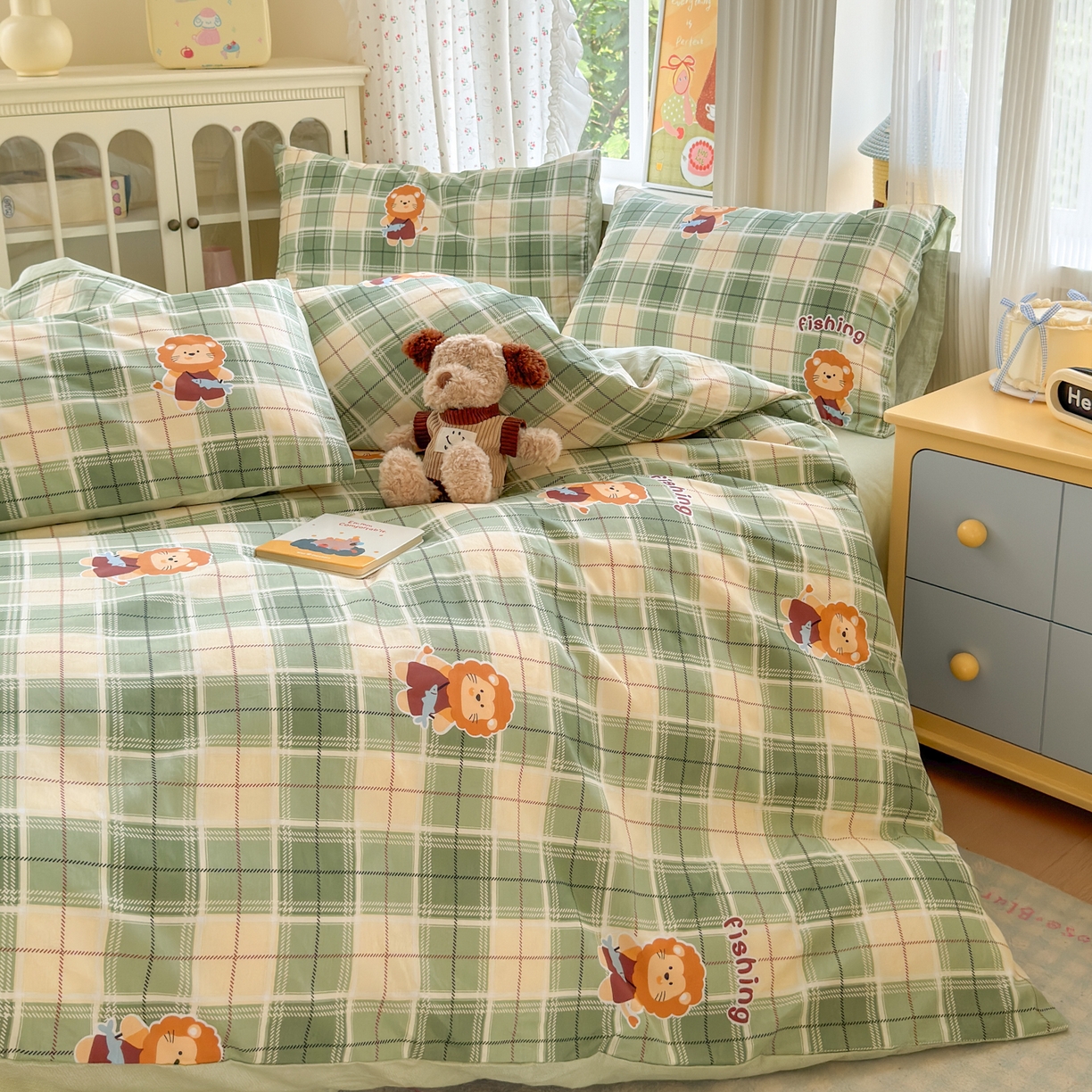 91家纺网 家纺一手货源 找家纺 清雅福 2026春夏新品全棉13070萌趣系列单枕套 森林日记-绿格