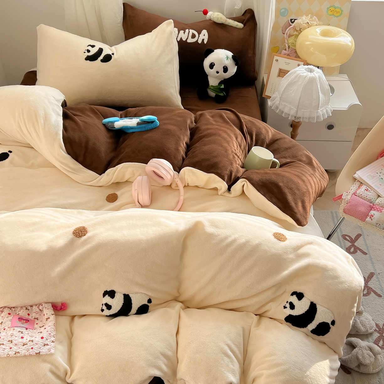 91家纺网 家纺一手货源 找家纺 （总）韩都家居 2025新款牛奶绒毛巾绣四件套-系列一