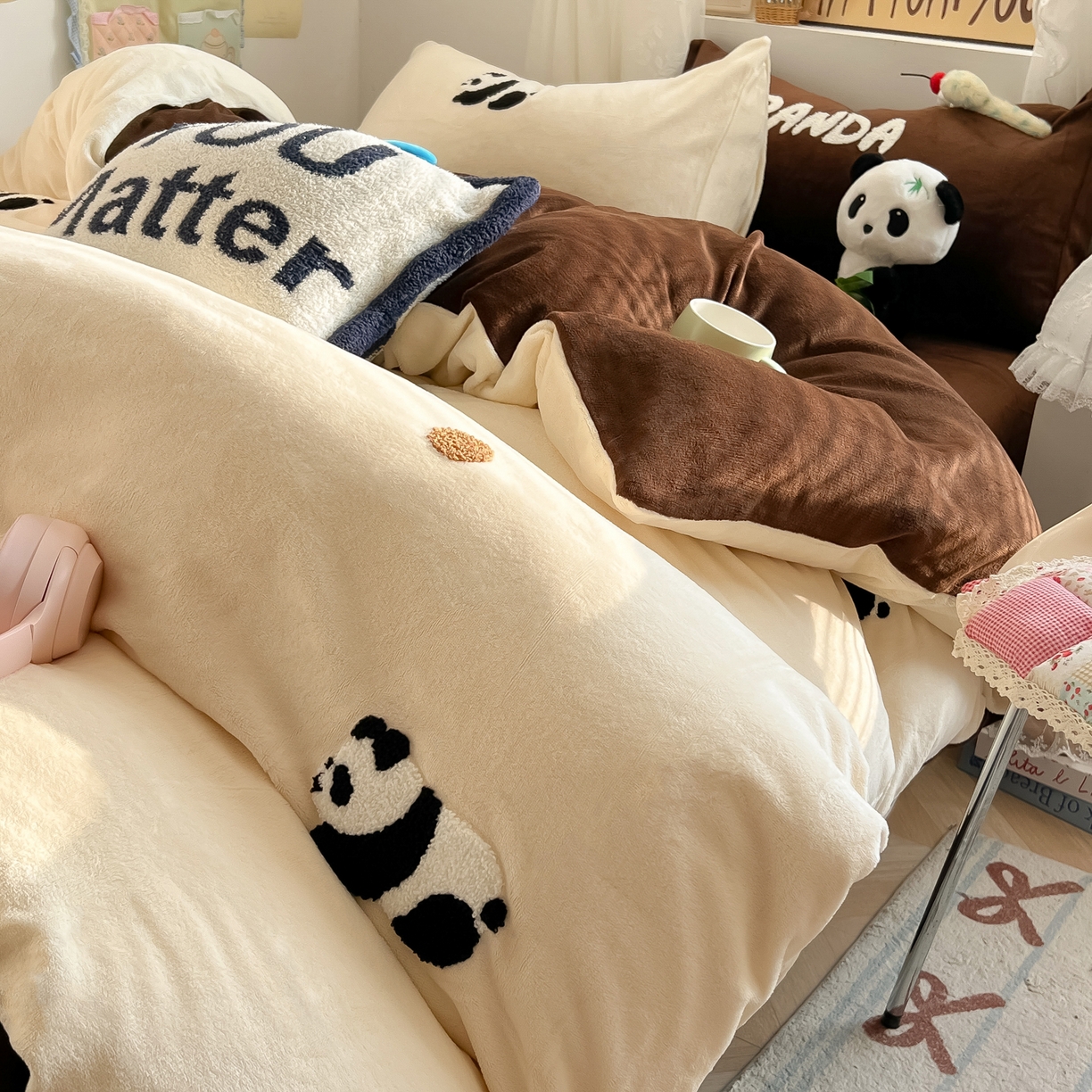 91家纺网 家纺一手货源 找家纺 （总）韩都家居 2025新款牛奶绒毛巾绣四件套-系列一