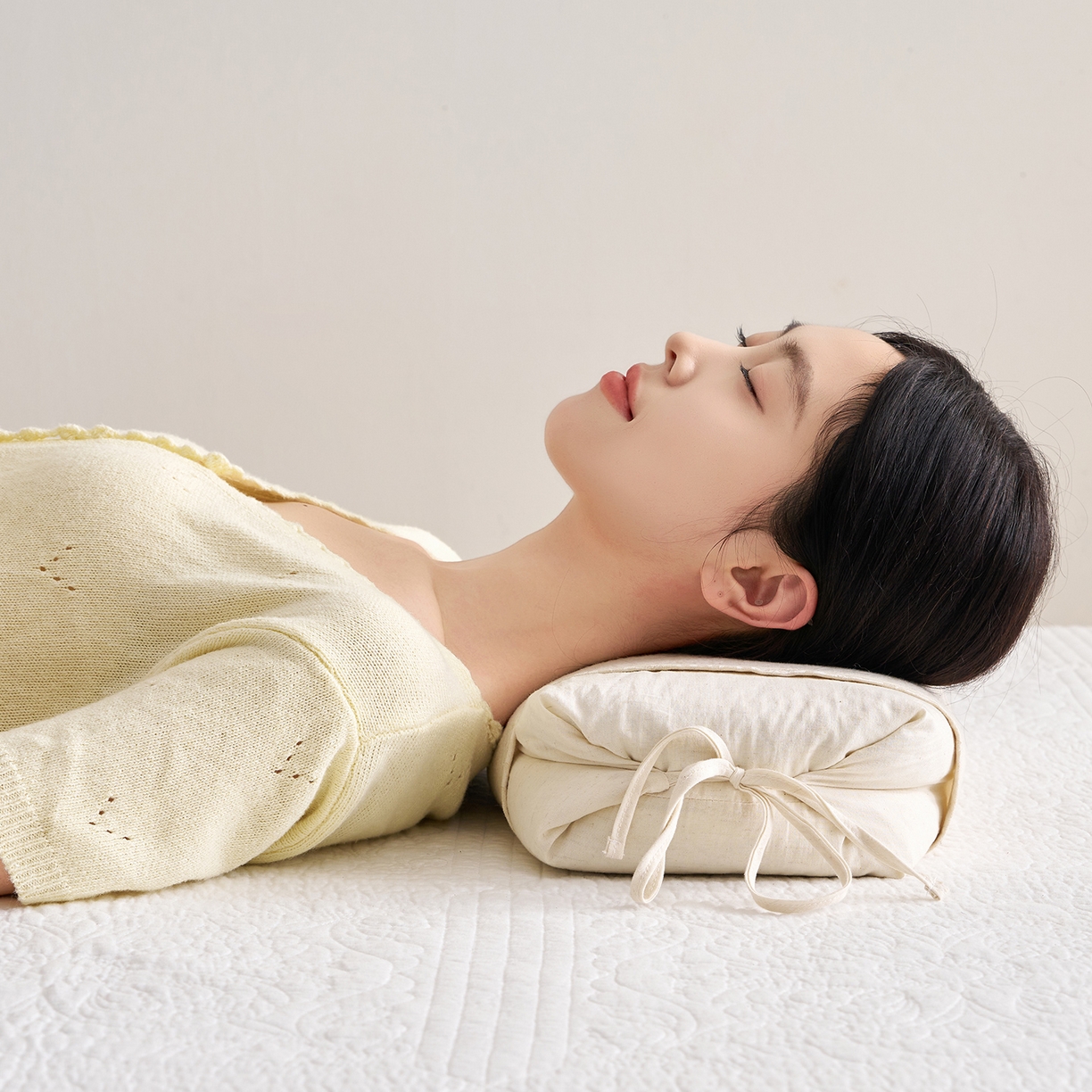 91家纺网 家纺一手货源 找家纺 （总）乐可 2025新款棉麻黑苦荞璞原糖果枕荞麦枕头枕芯