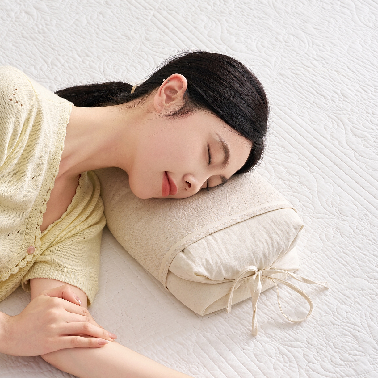 91家纺网 家纺一手货源 找家纺 （总）乐可 2025新款棉麻黑苦荞璞原糖果枕荞麦枕头枕芯