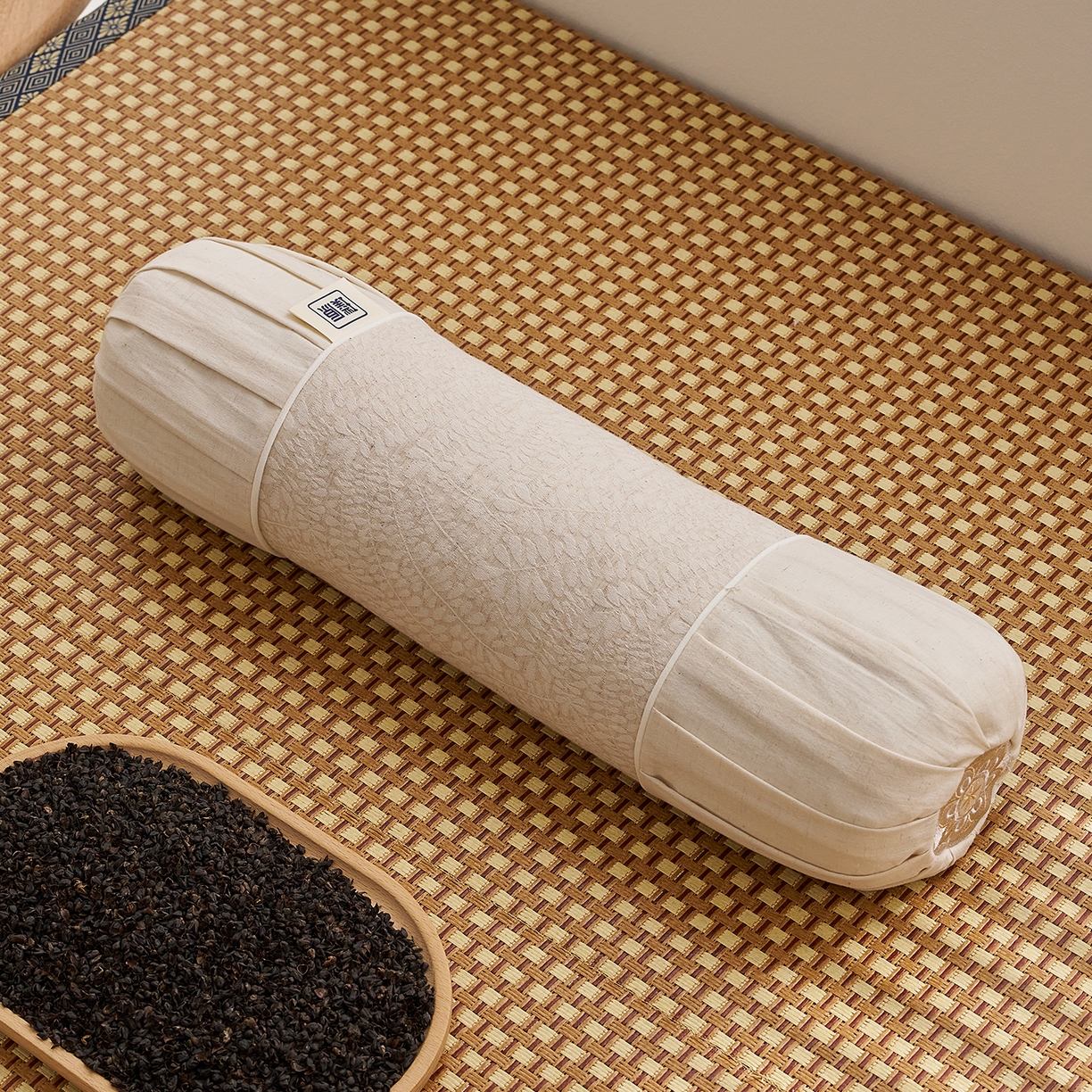 91家纺网 家纺一手货源 找家纺 （总）乐可 2025新款棉麻黑苦荞璞原圆柱枕荞麦枕头枕芯